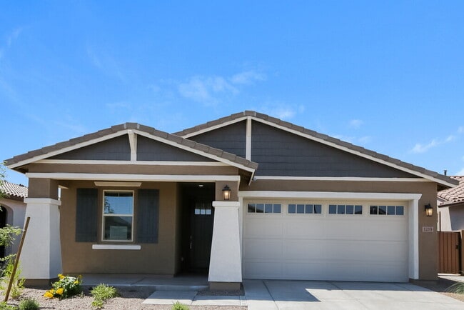 Building Photo - 1219 E Glass Ln