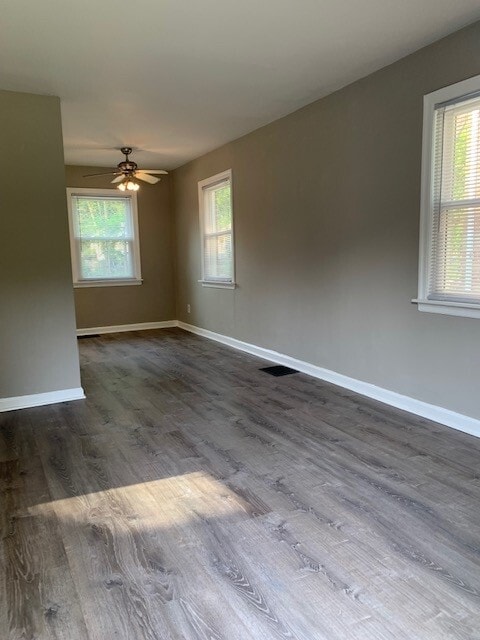 Photo - 707 Clarendon Pl