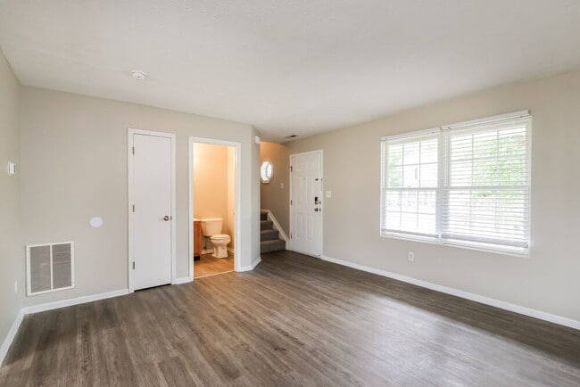 Photo - 6514 Hunters Creek Blvd