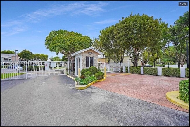 Photo - 10521 Mahogany Key Cir Unit 207