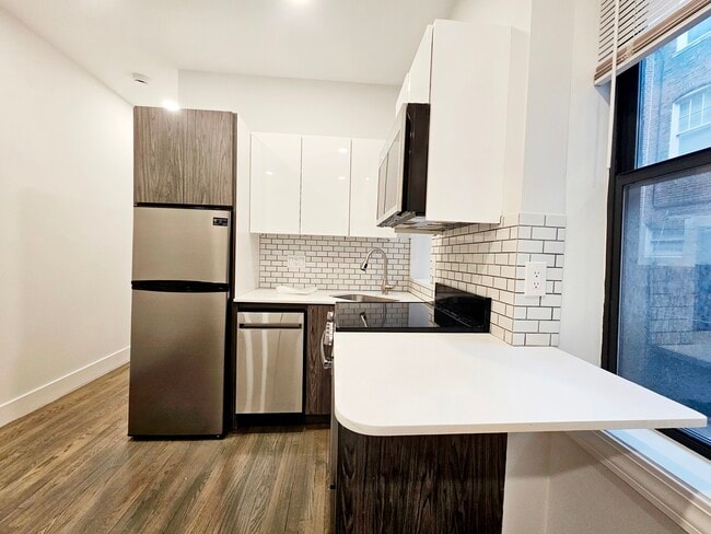 Building Photo - 22 Phillips St Unit 22