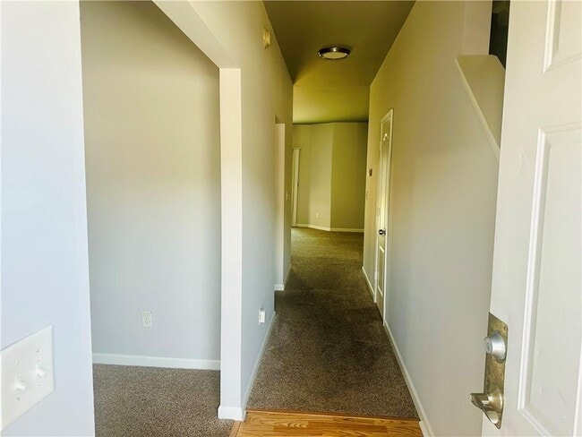 Photo - 6078 Oak Bend Ct