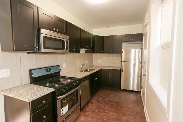 Photo - 2944 W Montrose Ave Unit 3