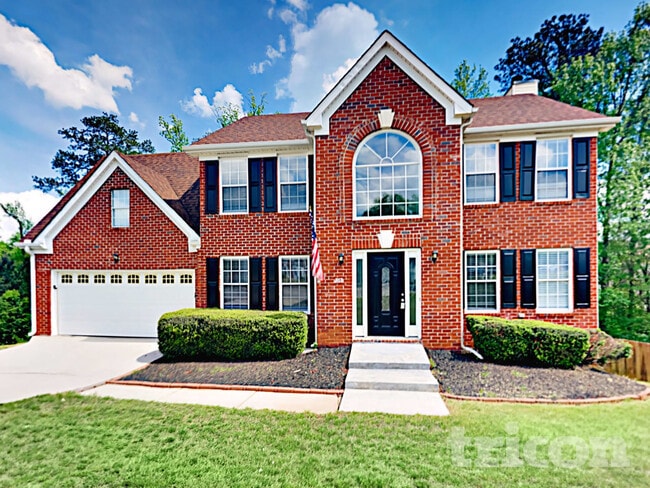 Photo - 268 Lakeview Pl