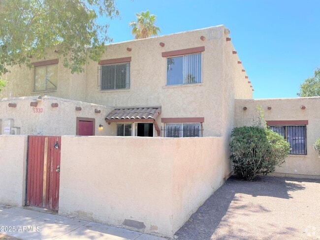 Building Photo - 5330 W Belleview St Rental