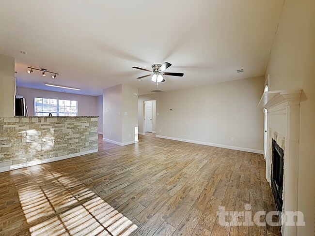 Photo - 266 Sweetmartha Dr