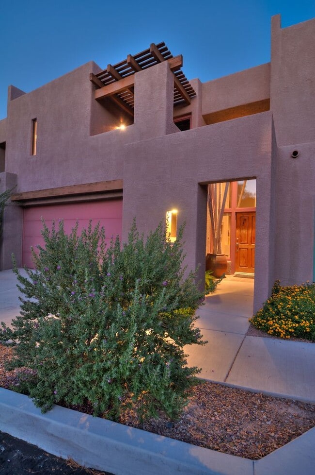 Building Photo - 3822 N Borg Ln