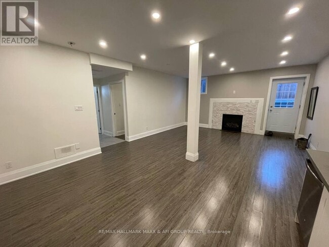 Photo - 3869 Mayla Dr