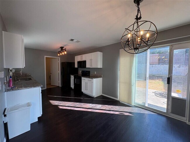 Photo - 8932 Southwick Dr