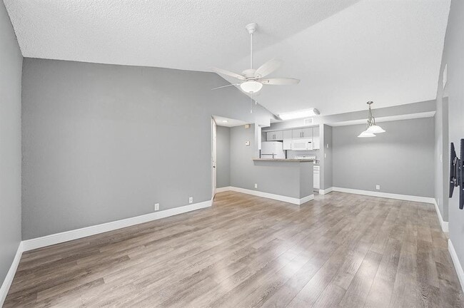 Building Photo - 2900 S University Dr Unit 9204