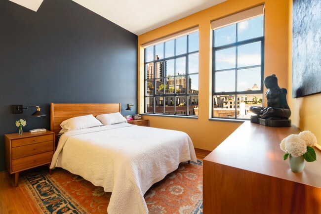 Photo - 37 Bridge St