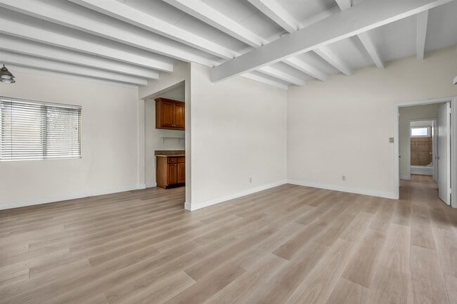 Photo - 1440 Manhattan Beach Blvd Unidad C