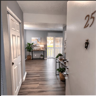 Knollwood Apartments
