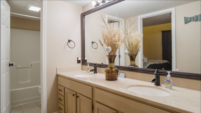 Photo - 420 Fall Creek Dr Unidad #9-10