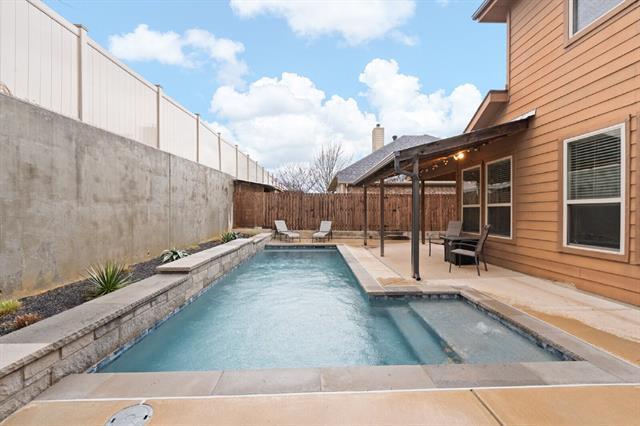 Photo - 400 Hidden Lake Ct