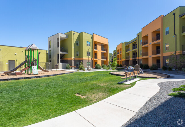 Arroyo Vista - Arroyo Vista Apartments