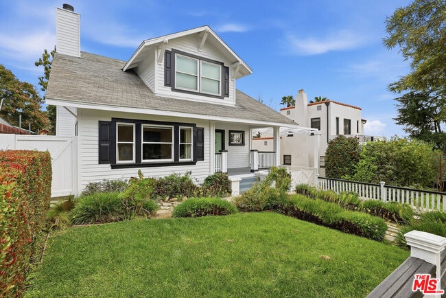 Photo - 5226 Rockland Ave