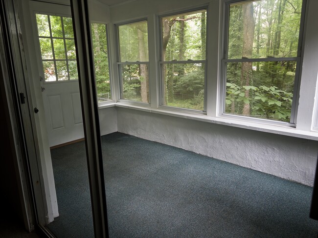 Photo - 850 Cherrydale Ln Unit 1