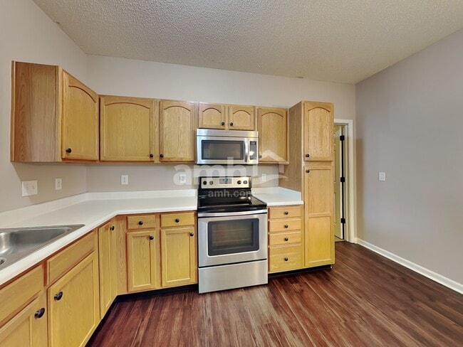 Photo - 5425 Wood Hollow Dr