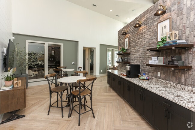 Leasing Office - Aspire at Sherman