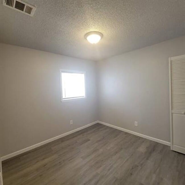 Photo - 320 12th St Unit 3