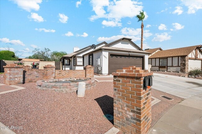 Photo - 10821 N 63rd Dr Casa