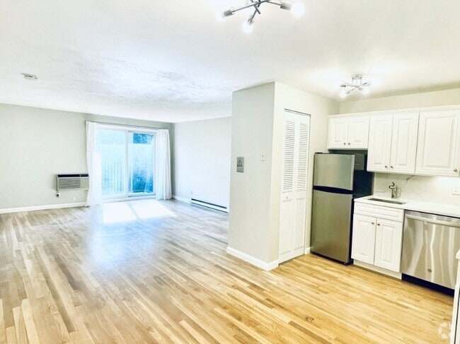 Building Photo - 39 Englewood Ave Unit 26 Rental