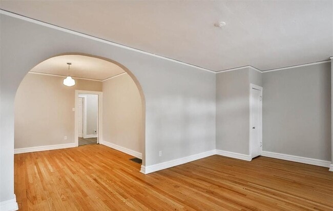 Photo - 7125 Dartmouth Ave