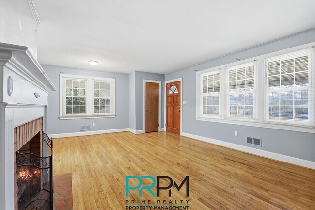 Photo - 8 Kathryan Ct