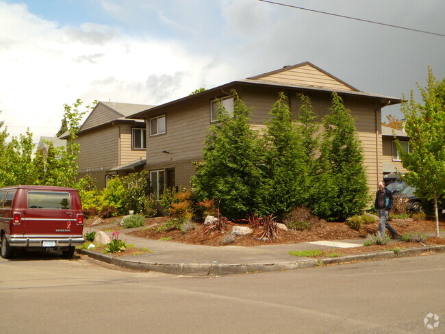 Building Photo - Clinton Abernathy Remodel Spacious 1br Har... Unit 1609-3 Rental