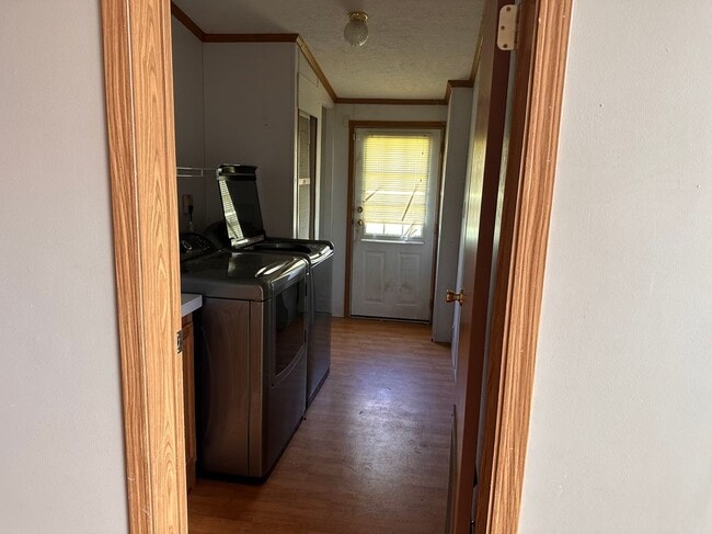 Photo - 55120 Grade Ave