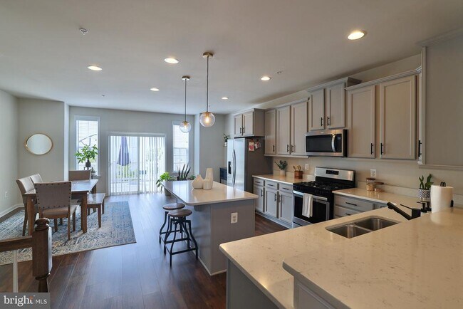 Photo - 7517 Van Allen Ln