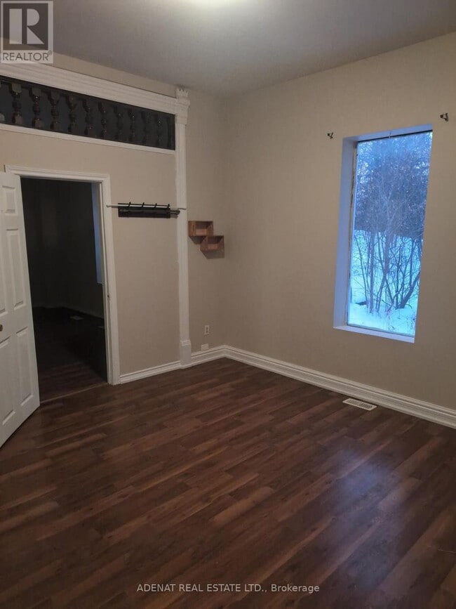 Photo - 19734 Airport Rd