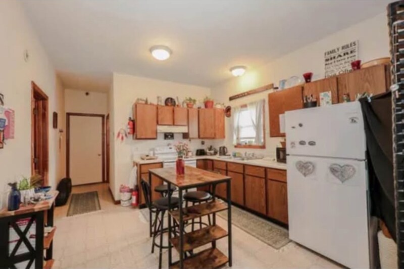 Photo - 15 Pleasant St Unit 3