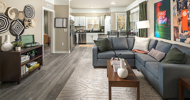Building Photo - Highpointe Rental