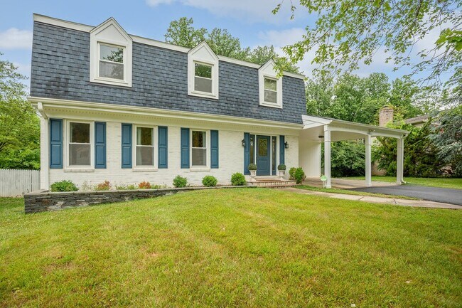 Photo - 9911 Barnsbury Ct