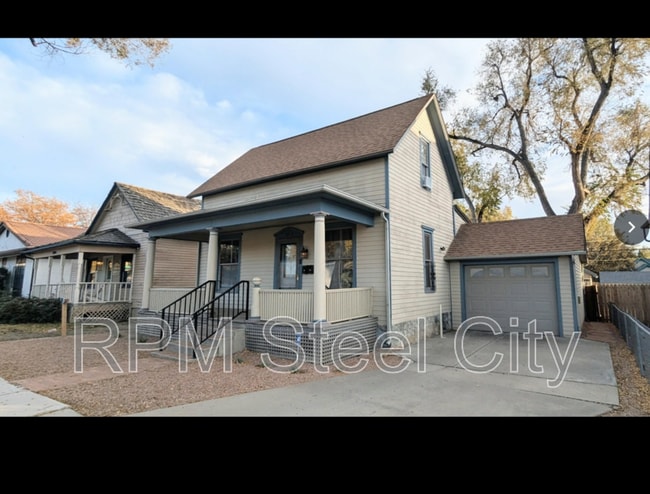 Photo - 512-512 1/2 W 10th St