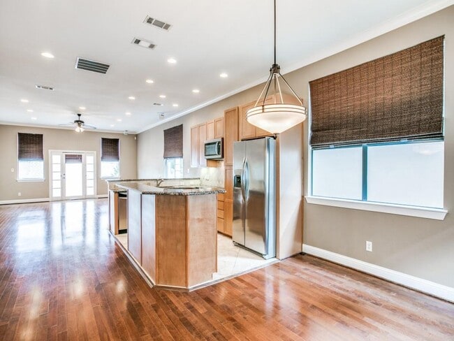 Photo - 3615 Edgar Pl Townhome