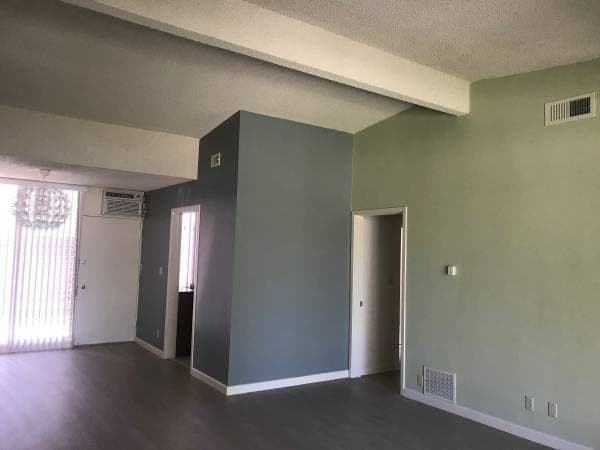 Building Photo - 660 W Bonita Ave Rental