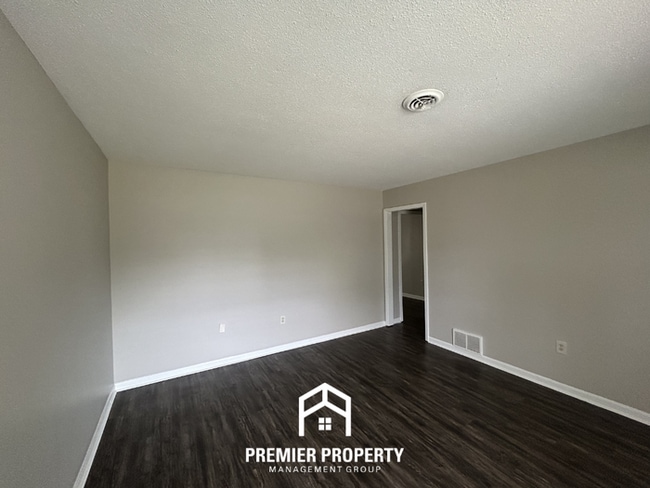 Photo - Charming 3BR/2BA in Southaven | Hardwood Floors & Large Fenced Backyard
