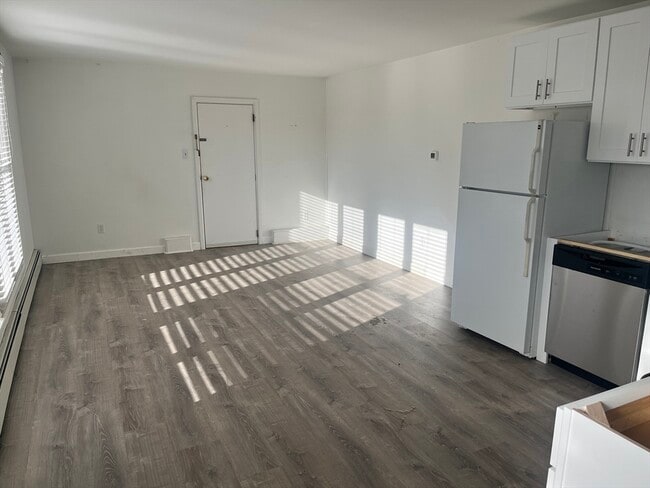 Photo - 12 Cedar St Unit 6