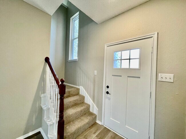 Photo - 2852 Clear Creek Dr