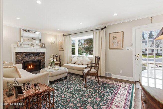 Photo - 96 Lakeshore Dr