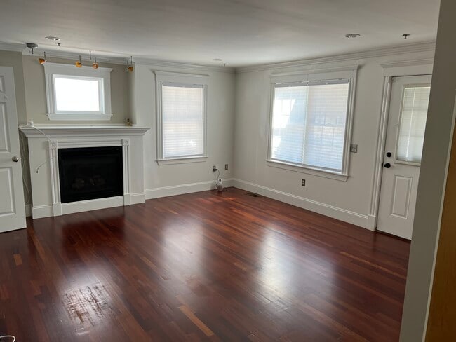 Photo - 190 Sydney St Unit 190A Sydney