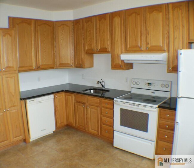 Photo - 110 Willow Ave