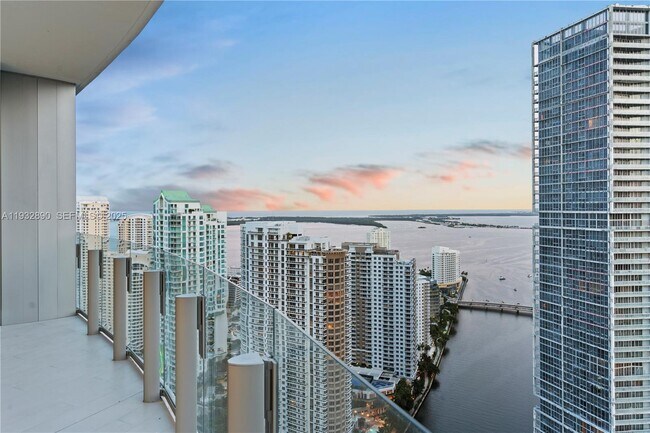 Photo - 300 Biscayne Blvd Way Unit 4007W