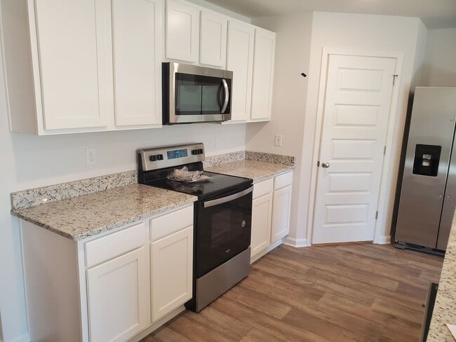 Photo - Newer 4 Bedroom, 2 Bath Smart Home located in the perfect location of Pensacola!