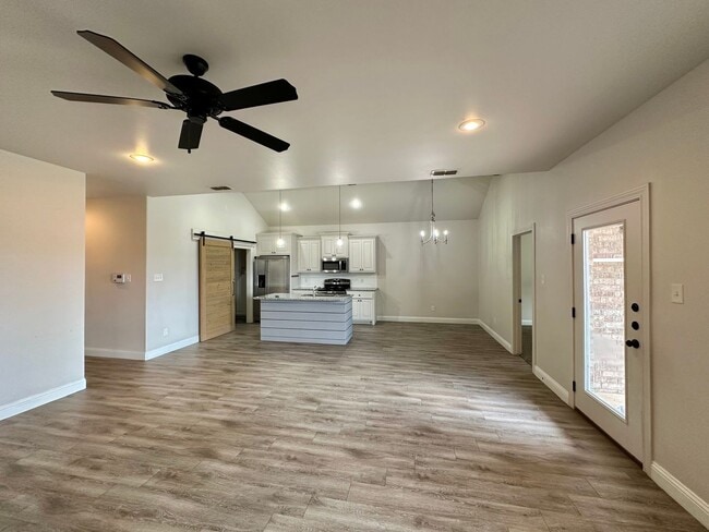 Photo - 1604 102nd St Unit B