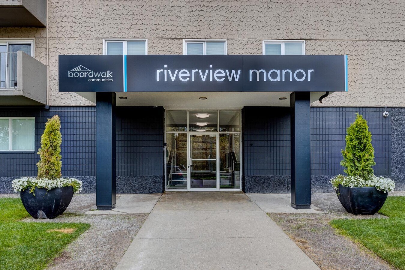 Photo - Riverview Manor