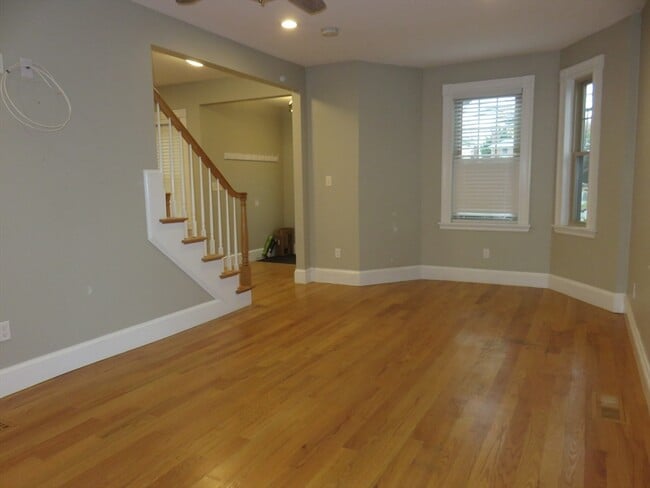 Photo - 192 Willow St